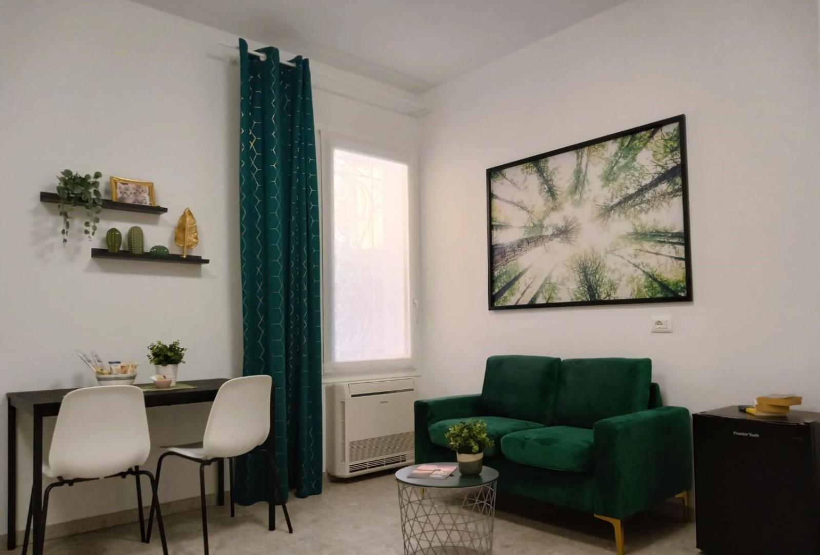 Zuara9Room Rímini Exterior foto